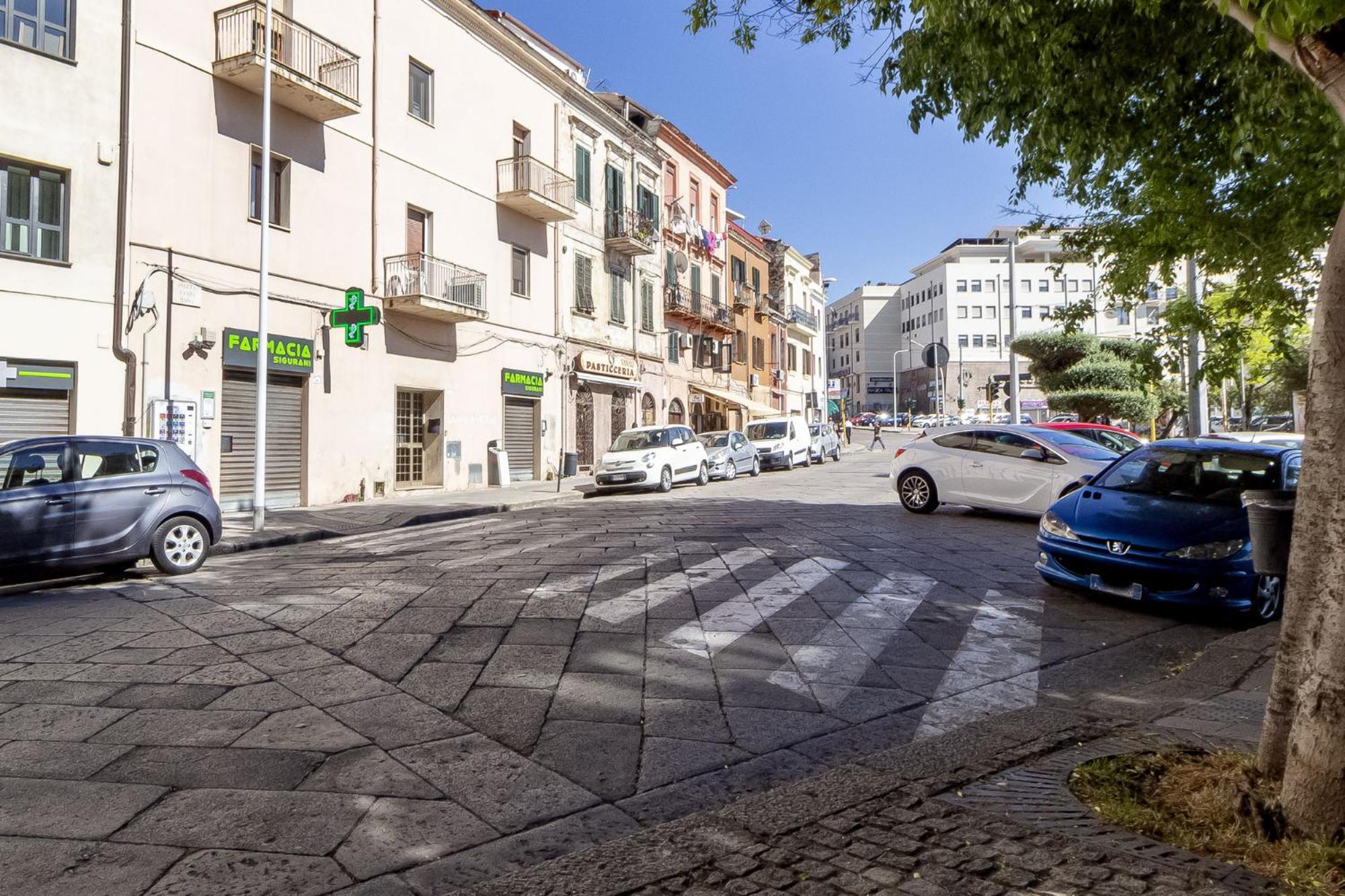 Lovely Piazza Santa Maria Apartment Sassari Exterior photo