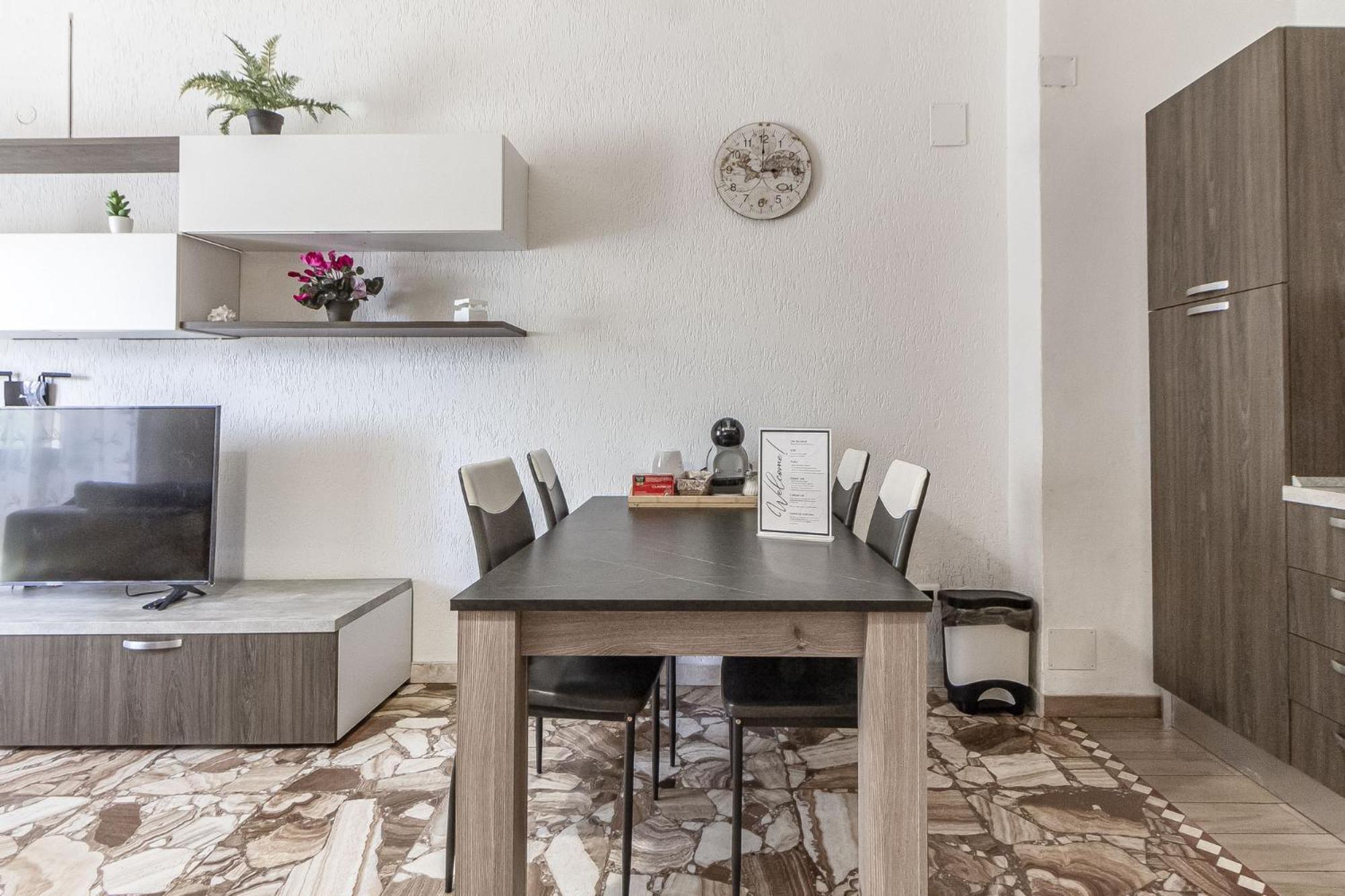 Lovely Piazza Santa Maria Apartment Sassari Exterior photo